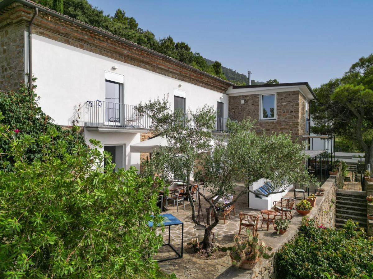 Albeca Boutique Hotel - Relais De Charme Sul Mare Castellabate Exterior photo